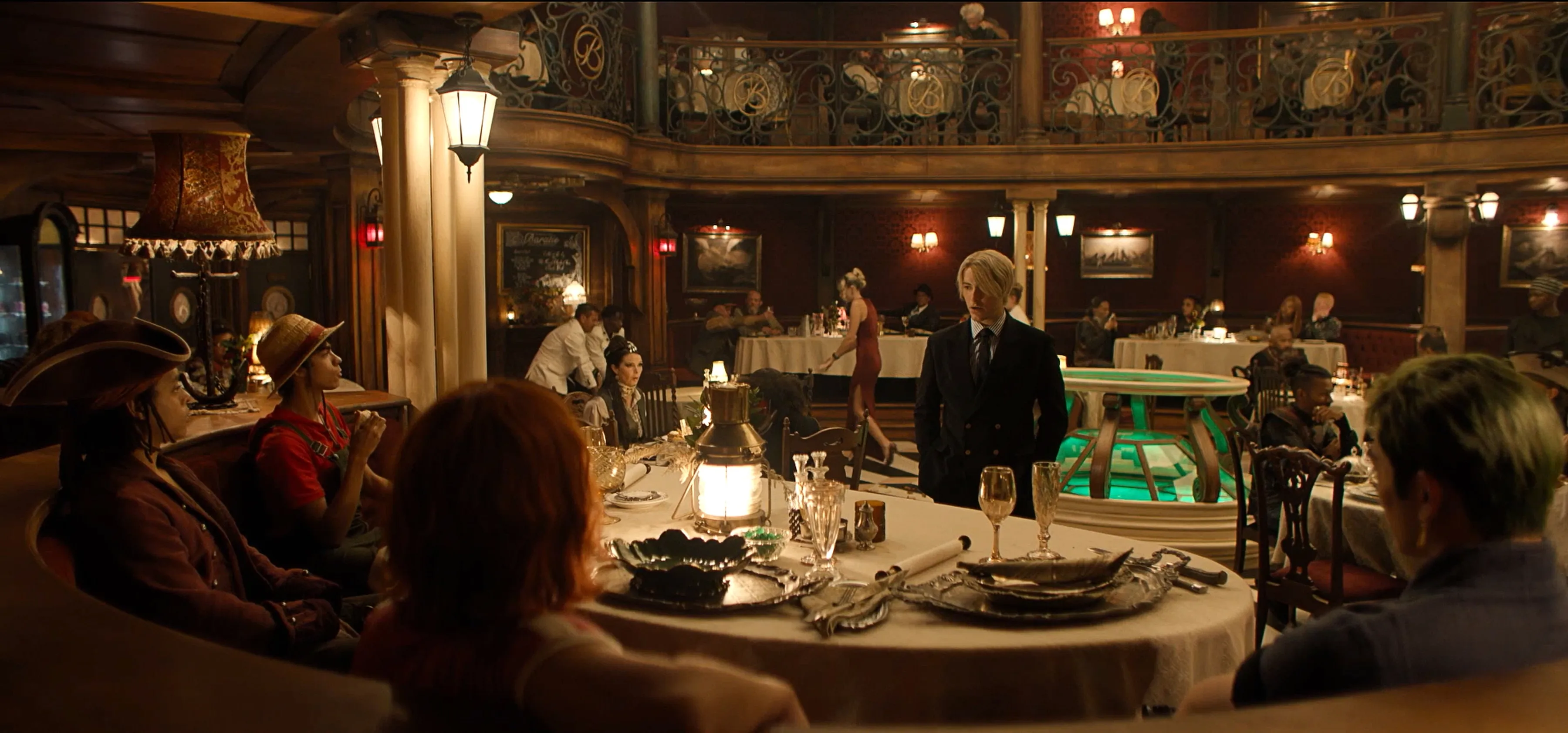 サンジと麦わらの一味の出会い